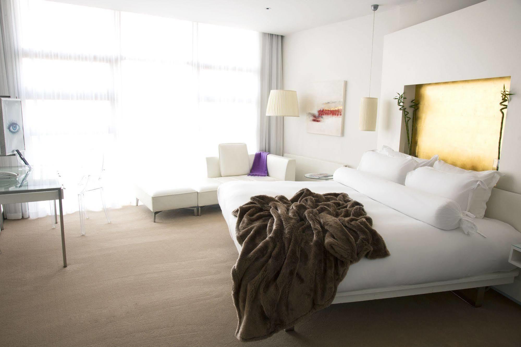 The Beacon Hotel Sandyford Eksteriør billede