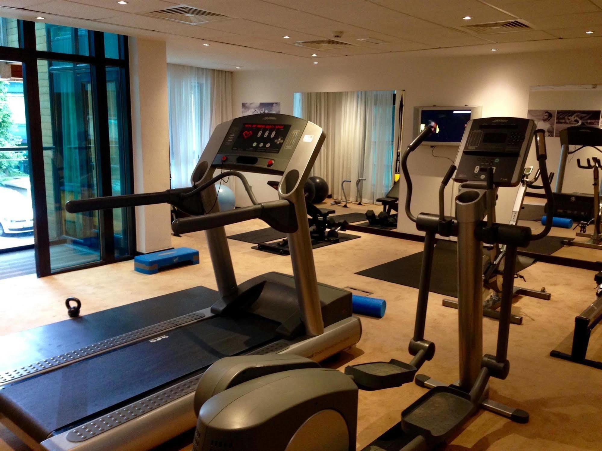 The Beacon Hotel Sandyford Eksteriør billede